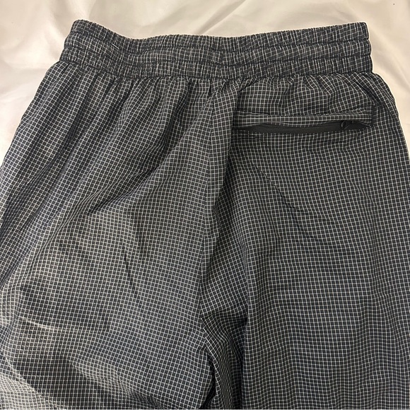 puma track pants - Picture 3 of 5